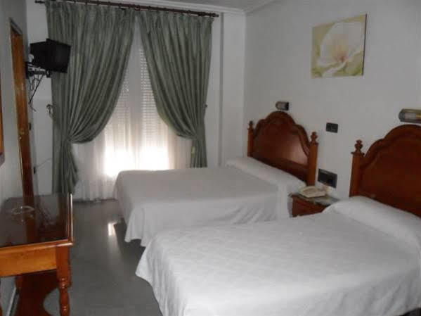 Hotel Lusitania, Centro Ciudad, Parking Privado Mérida Eksteriør billede