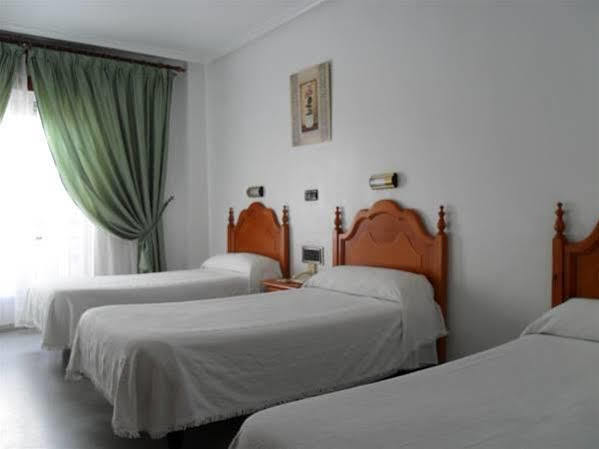 Hotel Lusitania, Centro Ciudad, Parking Privado Mérida Eksteriør billede